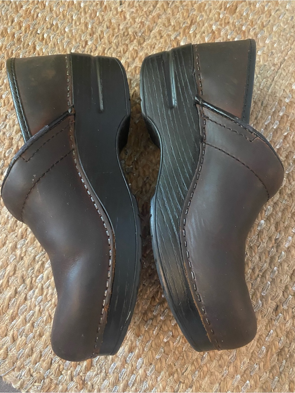 Dansko Professional Oiled Leather Clogs Antique Brown 37 Narrow US 6.5-7 Career - Picture 3 of 11